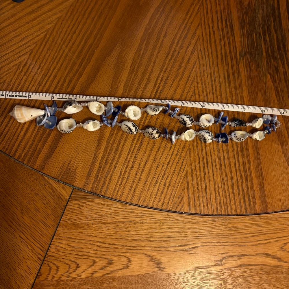 Shell 🐚 Necklace - Picture 4 of 4